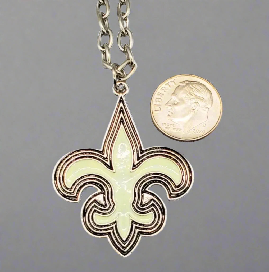 New Orleans Saints Green Fleur De Lis Pendant Necklace